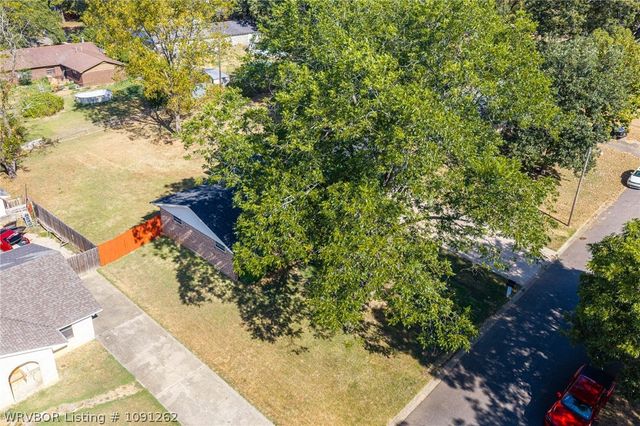 1003 4th Terrace, Barling, AR 72923
