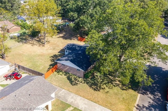 1003 4th Terrace, Barling, AR 72923