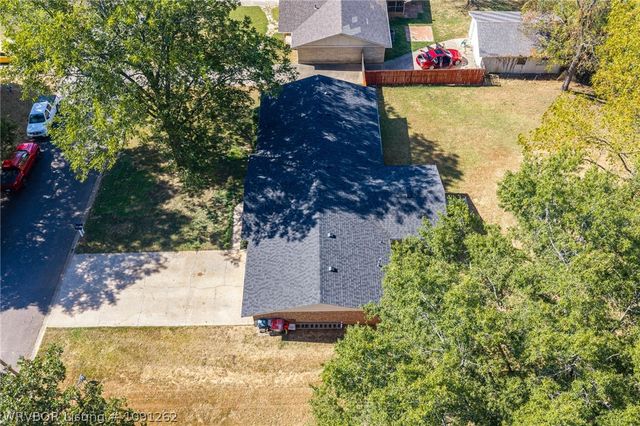 1003 4th Terrace, Barling, AR 72923