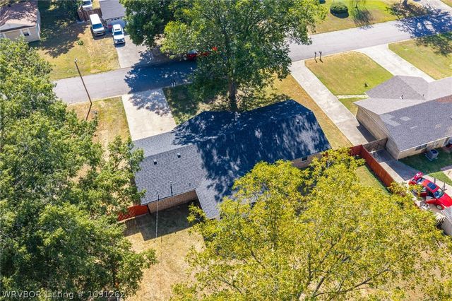 1003 4th Terrace, Barling, AR 72923