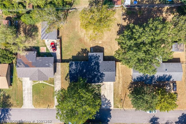 1003 4th Terrace, Barling, AR 72923