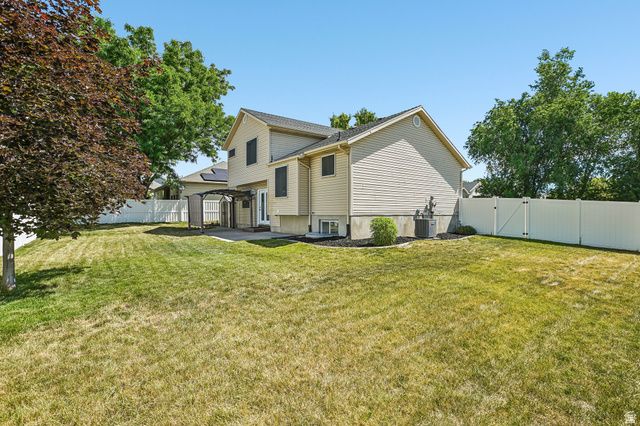 2323 N 10 W, Layton, UT 84041