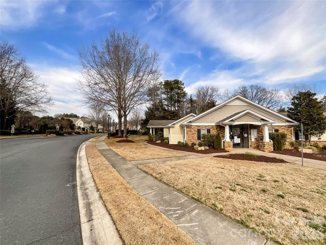 305 Sand Paver Way, Fort Mill, SC 29708