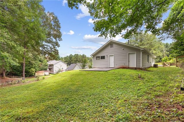 4383 Mitchell Hill Drive, Acworth, GA 30101