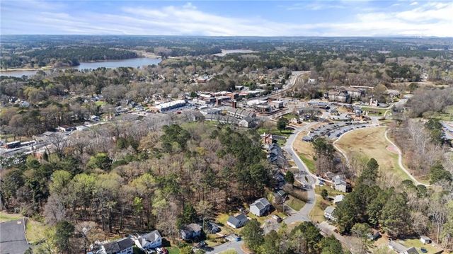 4383 Mitchell Hill Drive, Acworth, GA 30101