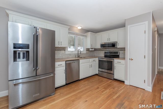 10 Apple Tree Road, Bethel, CT 06801