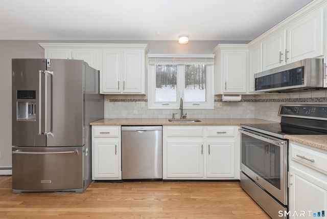 10 Apple Tree Road, Bethel, CT 06801