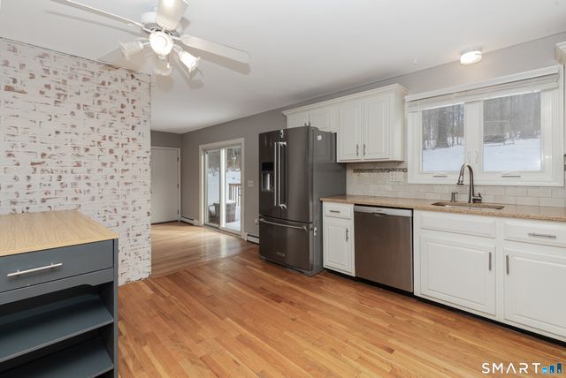 10 Apple Tree Road, Bethel, CT 06801