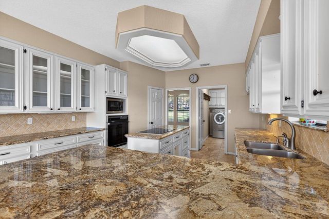 12626 Aries Loop, Willis, TX 77318