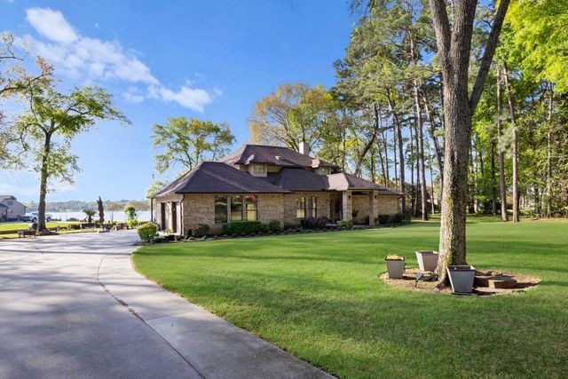 12626 Aries Loop, Willis, TX 77318