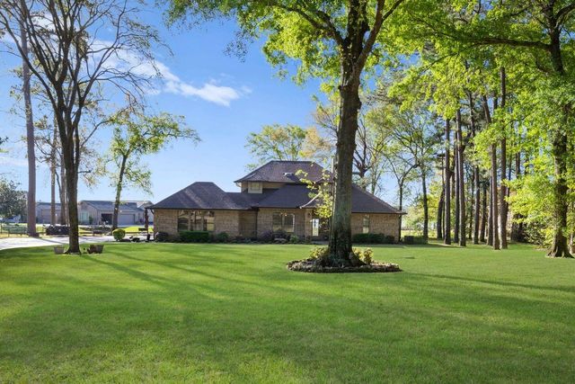 12626 Aries Loop, Willis, TX 77318