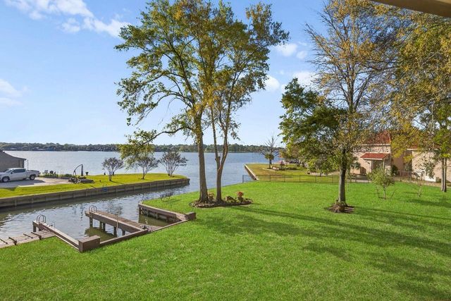 12626 Aries Loop, Willis, TX 77318