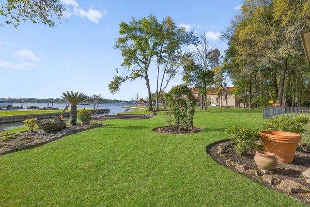 12626 Aries Loop, Willis, TX 77318