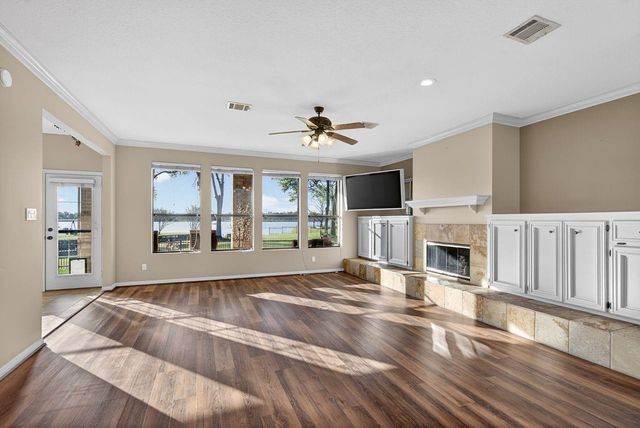 12626 Aries Loop, Willis, TX 77318