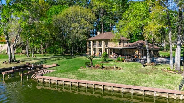 12626 Aries Loop, Willis, TX 77318