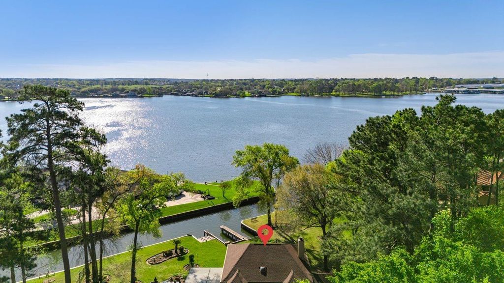 12626 Aries Loop, Willis, TX 77318