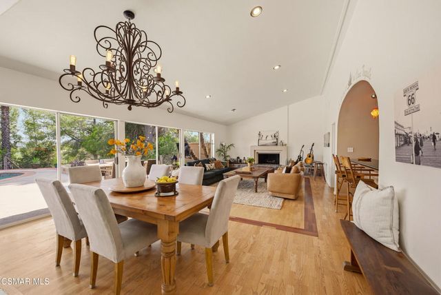 6110 Colodny Drive, Agoura Hills, CA 91301