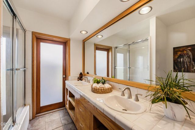 6110 Colodny Drive, Agoura Hills, CA 91301