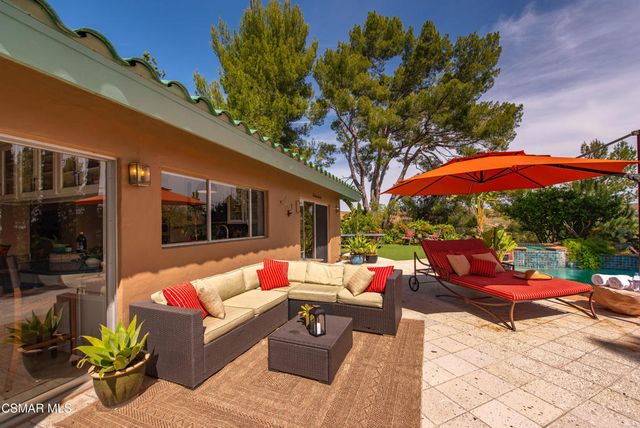 6110 Colodny Drive, Agoura Hills, CA 91301