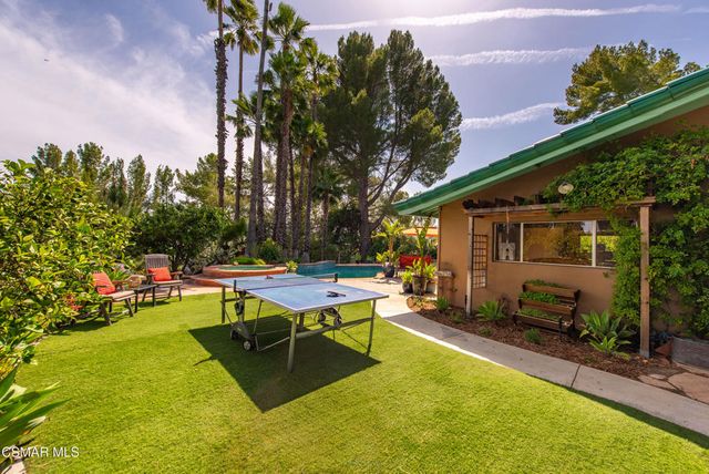 6110 Colodny Drive, Agoura Hills, CA 91301