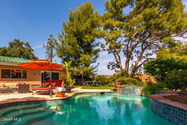 6110 Colodny Drive, Agoura Hills, CA 91301
