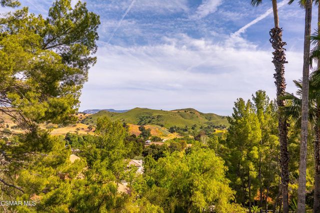 6110 Colodny Drive, Agoura Hills, CA 91301