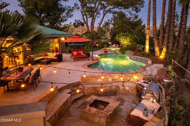 6110 Colodny Drive, Agoura Hills, CA 91301