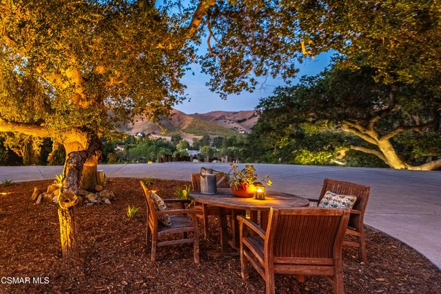 6110 Colodny Drive, Agoura Hills, CA 91301