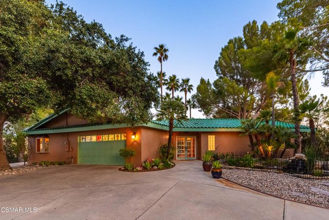 6110 Colodny Drive, Agoura Hills, CA 91301