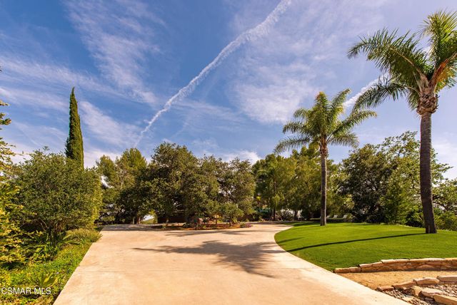 6110 Colodny Drive, Agoura Hills, CA 91301