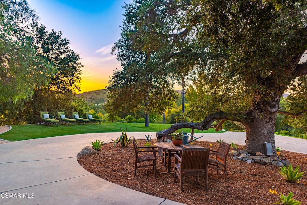 6110 Colodny Drive, Agoura Hills, CA 91301