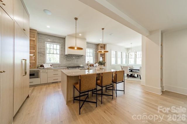 1052 Ventosa Drive, Denver, NC 28037