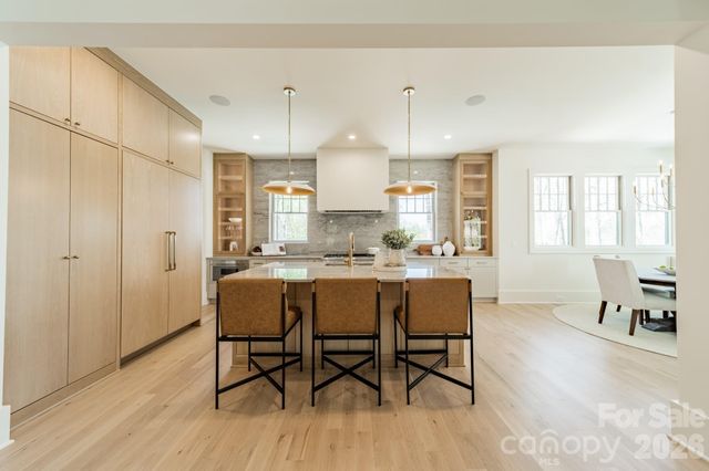 1052 Ventosa Drive, Denver, NC 28037