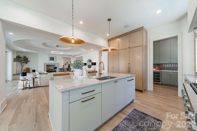 1052 Ventosa Drive, Denver, NC 28037