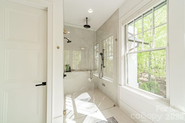 1052 Ventosa Drive, Denver, NC 28037