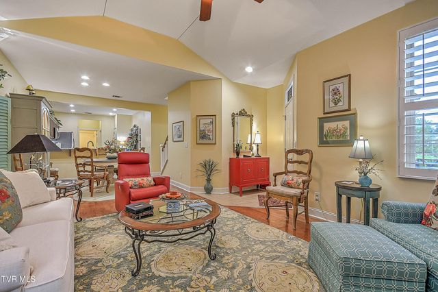 1271 Hatterdale Farm Road, Blountville, TN 37617