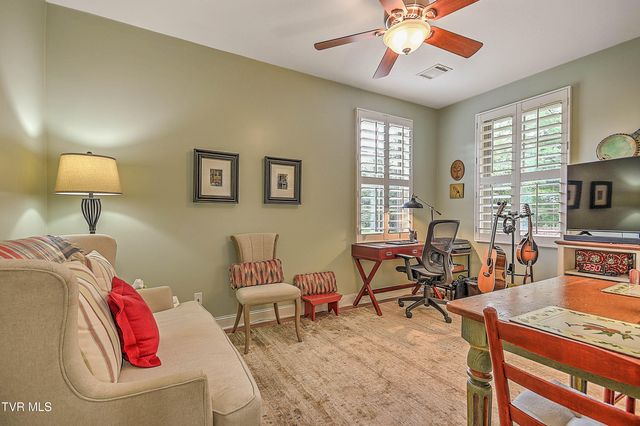 1271 Hatterdale Farm Road, Blountville, TN 37617