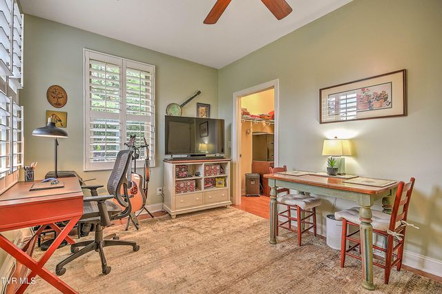 1271 Hatterdale Farm Road, Blountville, TN 37617