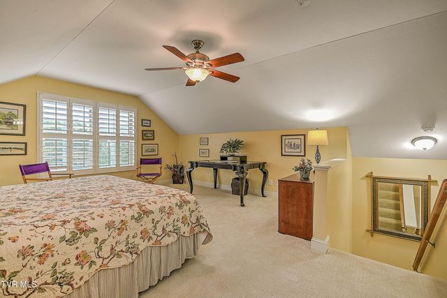 1271 Hatterdale Farm Road, Blountville, TN 37617