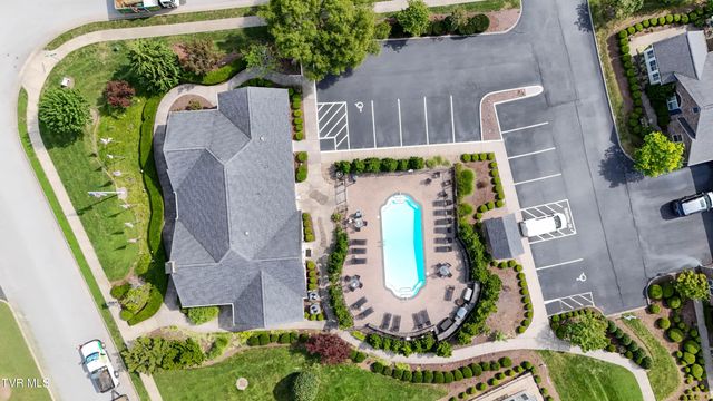 1271 Hatterdale Farm Road, Blountville, TN 37617