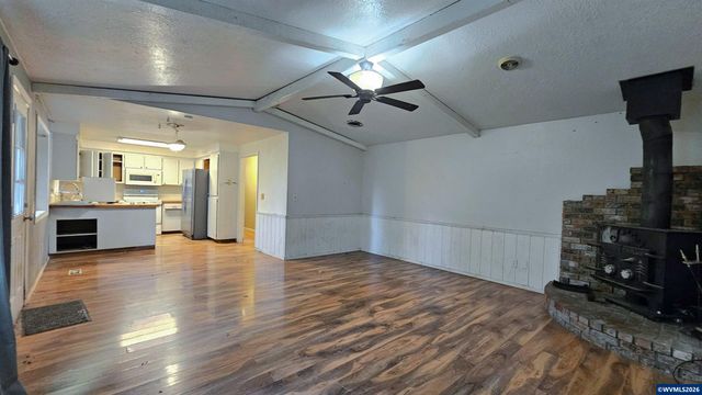 4721 Serra Ct NE, Salem, OR 97305