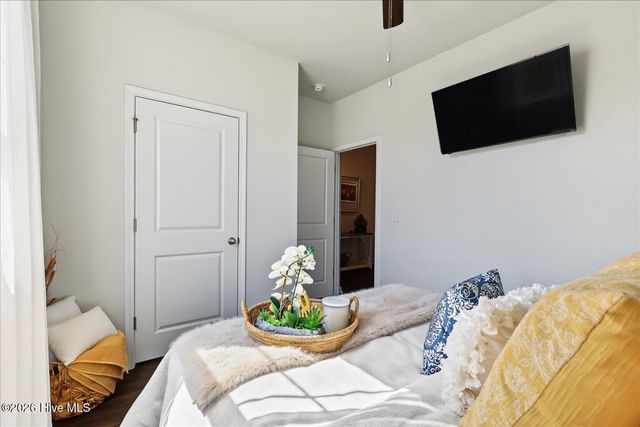 408 St Kitts Way, Winnabow, NC 28479