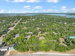 1591 Canyon Bend, Canyon Lake, TX 78133