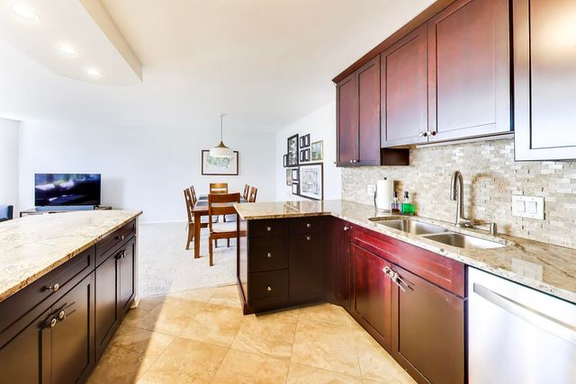 505 N Lake Shore Drive 2412, Chicago, IL 60611