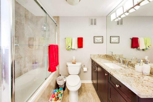 505 N Lake Shore Drive 2412, Chicago, IL 60611