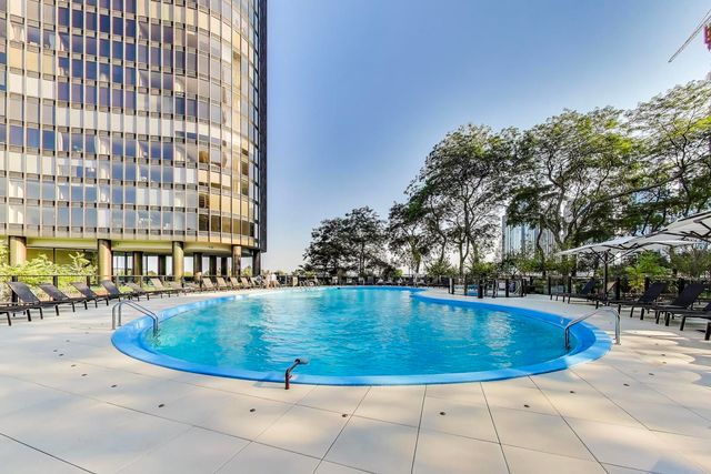 505 N Lake Shore Drive 2412, Chicago, IL 60611