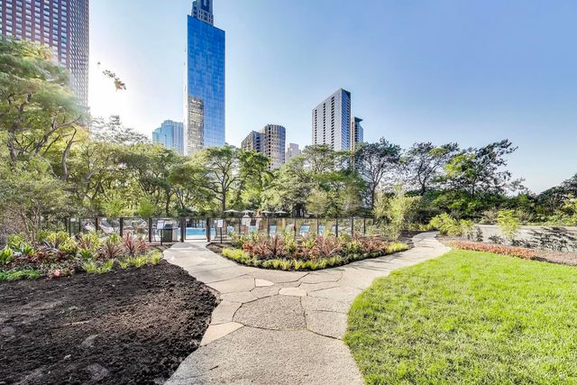 505 N Lake Shore Drive 2412, Chicago, IL 60611