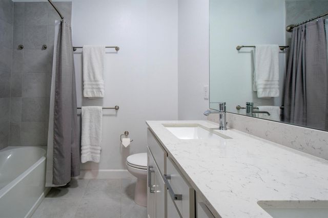 560 Veridian Circle NW, Palm Bay, FL 32907