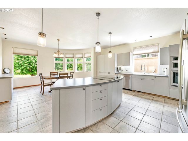 35956 HIGHWAY 58, Pleasant Hill, OR 97455