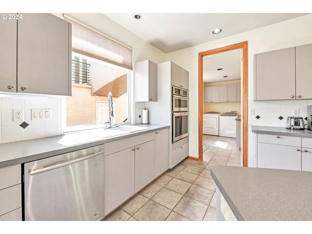 35956 HIGHWAY 58, Pleasant Hill, OR 97455